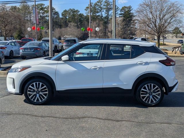 2022 Nissan Kicks SV