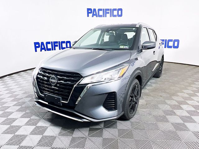 2022 Nissan Kicks SV