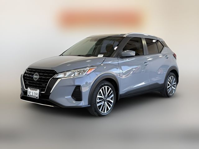 2022 Nissan Kicks SV