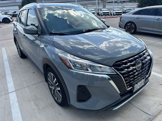 2022 Nissan Kicks SV