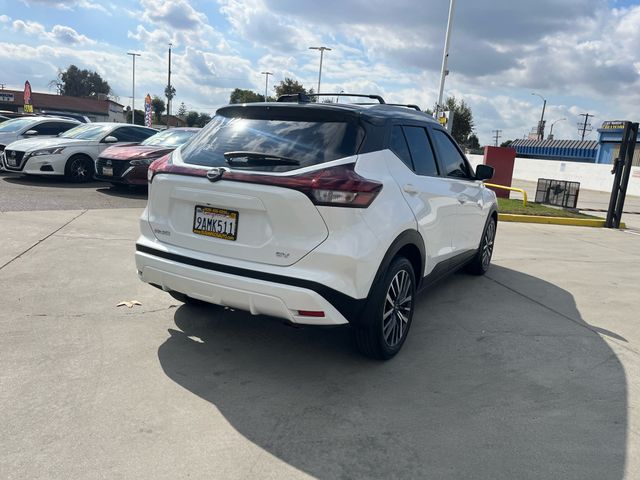 2022 Nissan Kicks SV