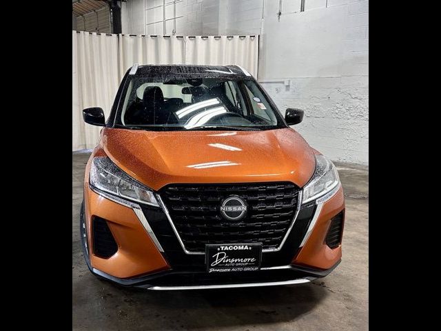 2022 Nissan Kicks SV