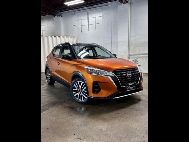 2022 Nissan Kicks SV