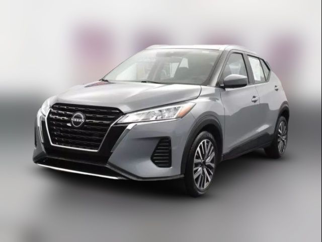 2022 Nissan Kicks SV