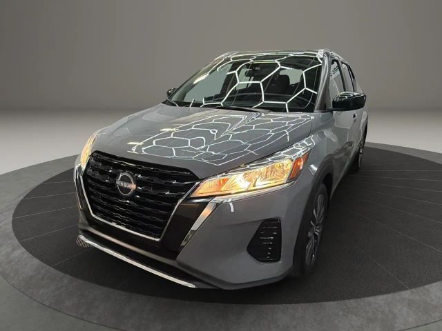 2022 Nissan Kicks SV
