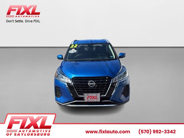 2022 Nissan Kicks SV