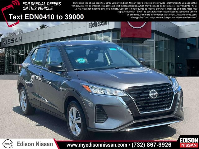 2022 Nissan Kicks S