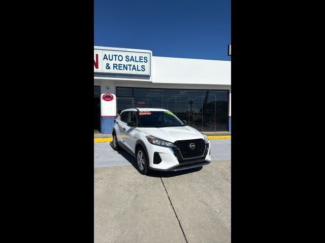 2022 Nissan Kicks S