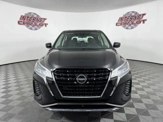 2022 Nissan Kicks S