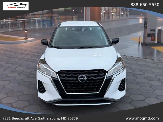 2022 Nissan Kicks S