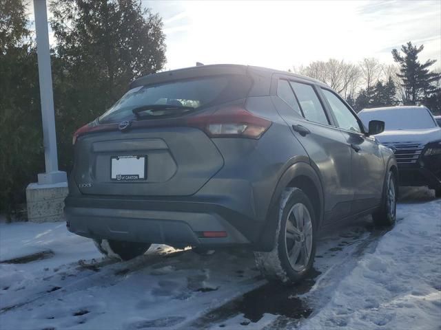 2022 Nissan Kicks S