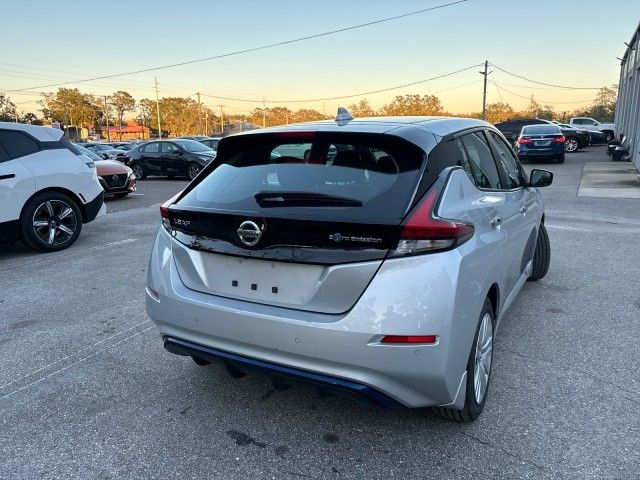 2022 Nissan Leaf S