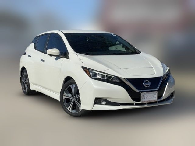 2022 Nissan Leaf SV