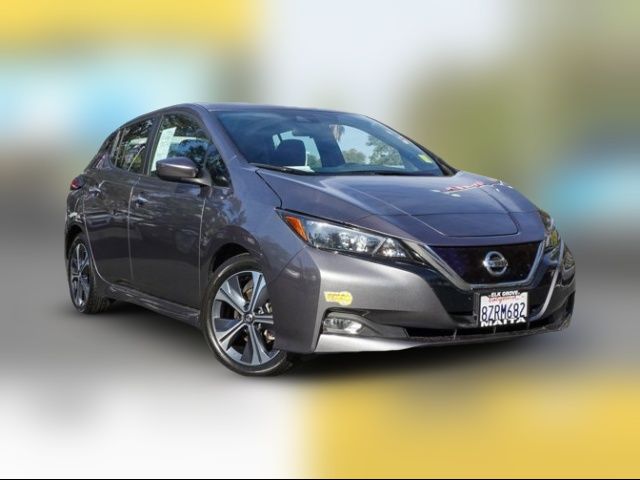 2022 Nissan Leaf SV