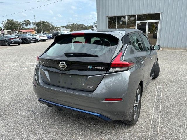 2022 Nissan Leaf SV