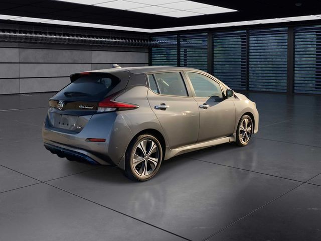 2022 Nissan Leaf SV