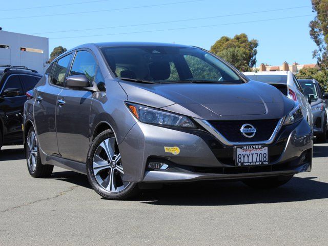 2022 Nissan Leaf SV