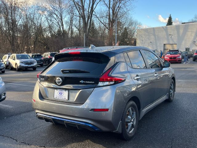 2022 Nissan Leaf S