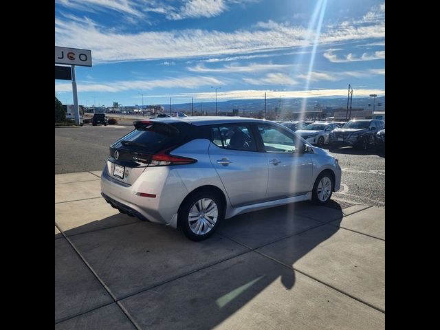 2022 Nissan Leaf S