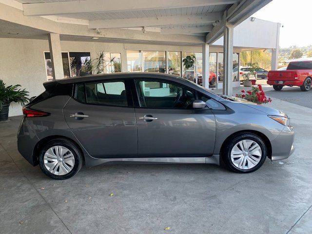 2022 Nissan Leaf S