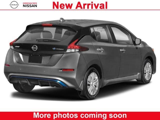 2022 Nissan Leaf SV