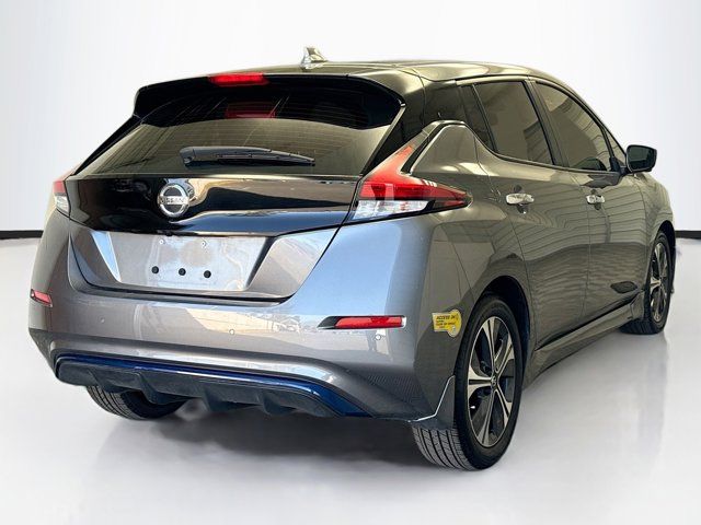 2022 Nissan Leaf SV