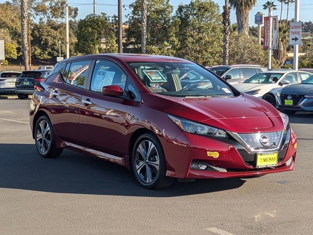 2022 Nissan Leaf SV