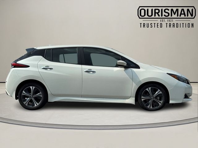2022 Nissan Leaf SV