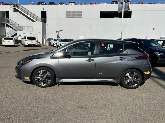 2022 Nissan Leaf SV