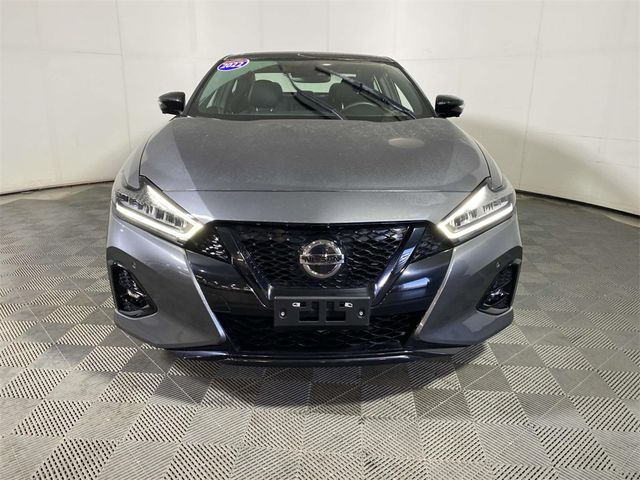 2022 Nissan Maxima SR