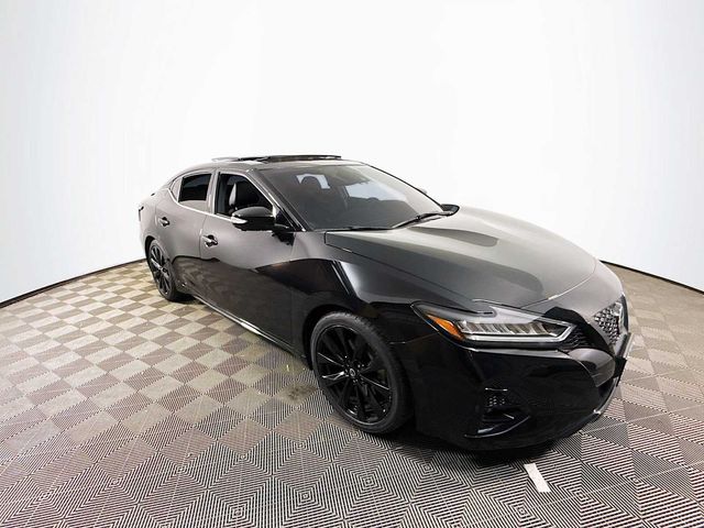 2022 Nissan Maxima SR