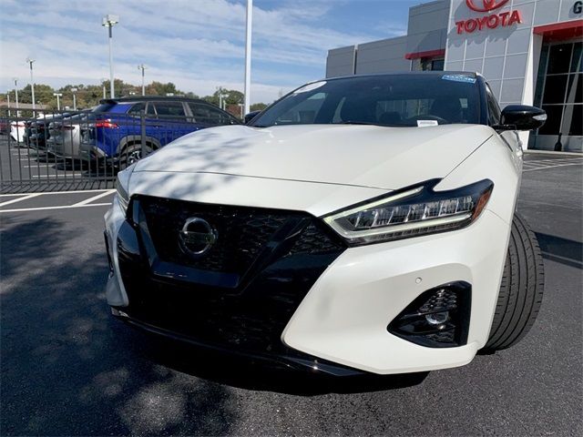 2022 Nissan Maxima SR