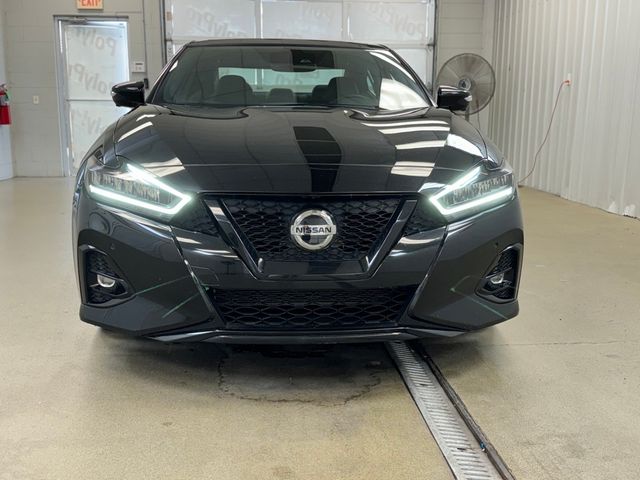 2022 Nissan Maxima SR