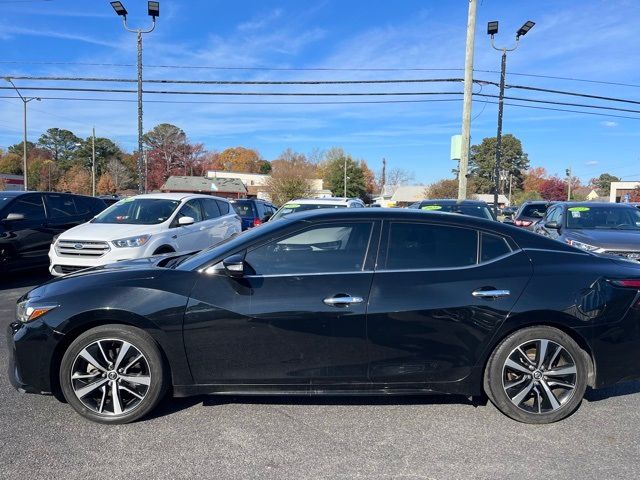 2022 Nissan Maxima SV