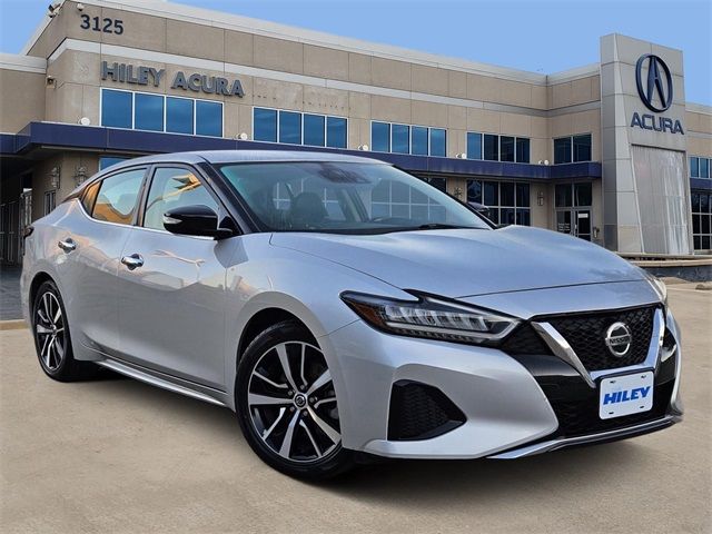 2022 Nissan Maxima SV