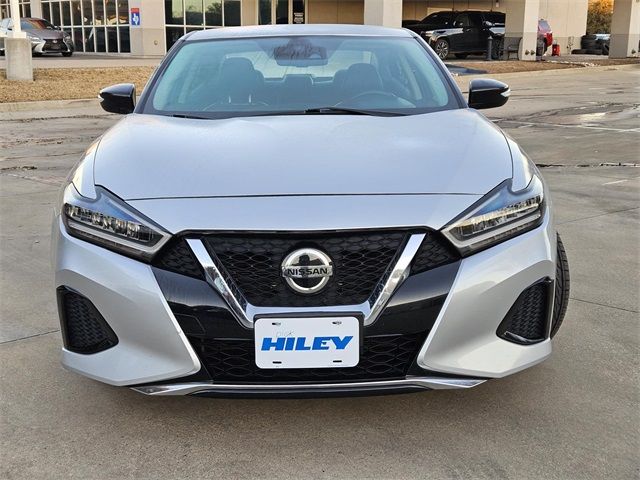 2022 Nissan Maxima SV