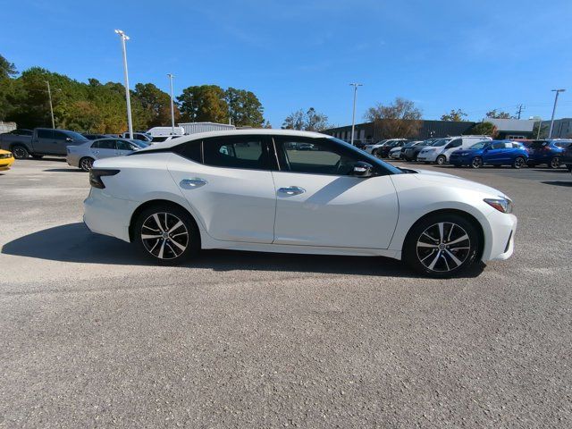 2022 Nissan Maxima SV