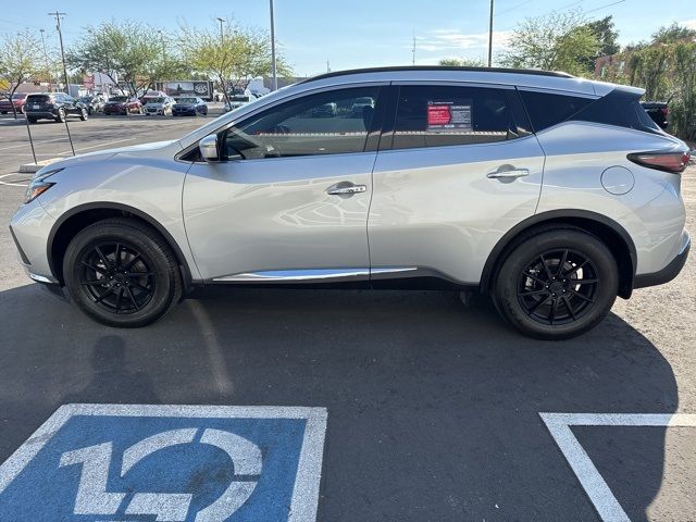 2022 Nissan Murano SV