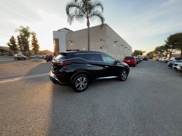 2022 Nissan Murano SV