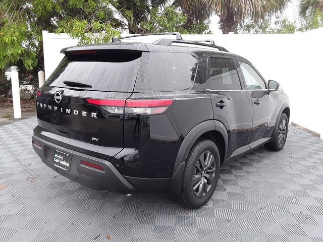 2022 Nissan Pathfinder SV