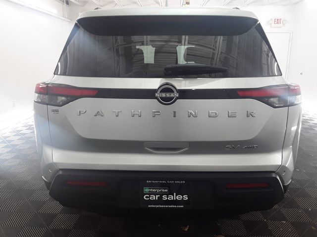 2022 Nissan Pathfinder SV