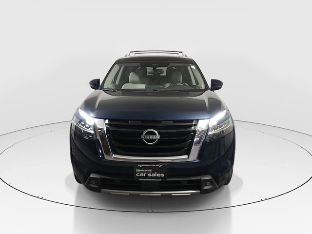 2022 Nissan Pathfinder SL