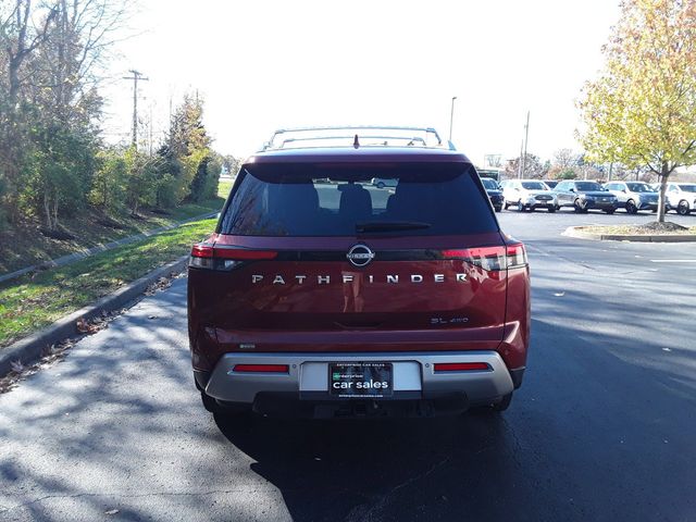 2022 Nissan Pathfinder SL