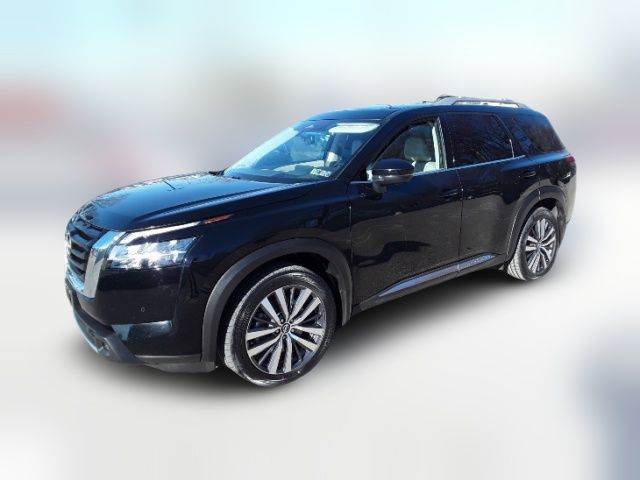 2022 Nissan Pathfinder Platinum