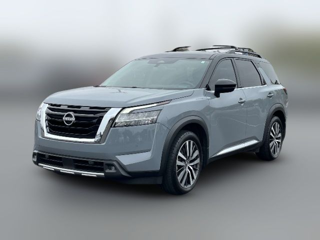 2022 Nissan Pathfinder Platinum