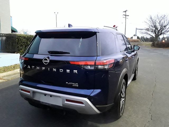 2022 Nissan Pathfinder Platinum