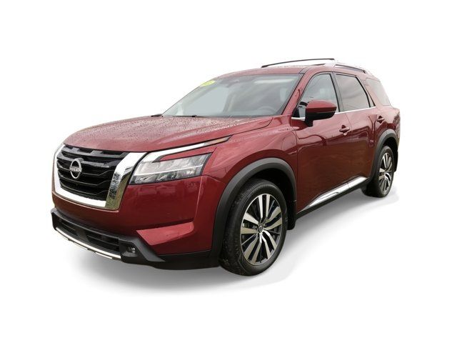 2022 Nissan Pathfinder Platinum