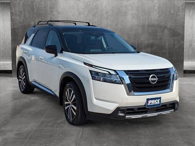 2022 Nissan Pathfinder Platinum