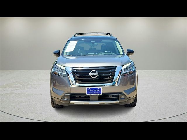 2022 Nissan Pathfinder Platinum