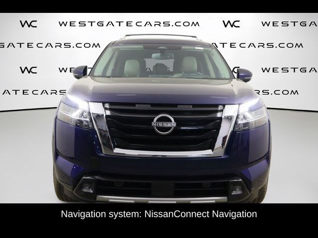 2022 Nissan Pathfinder Platinum